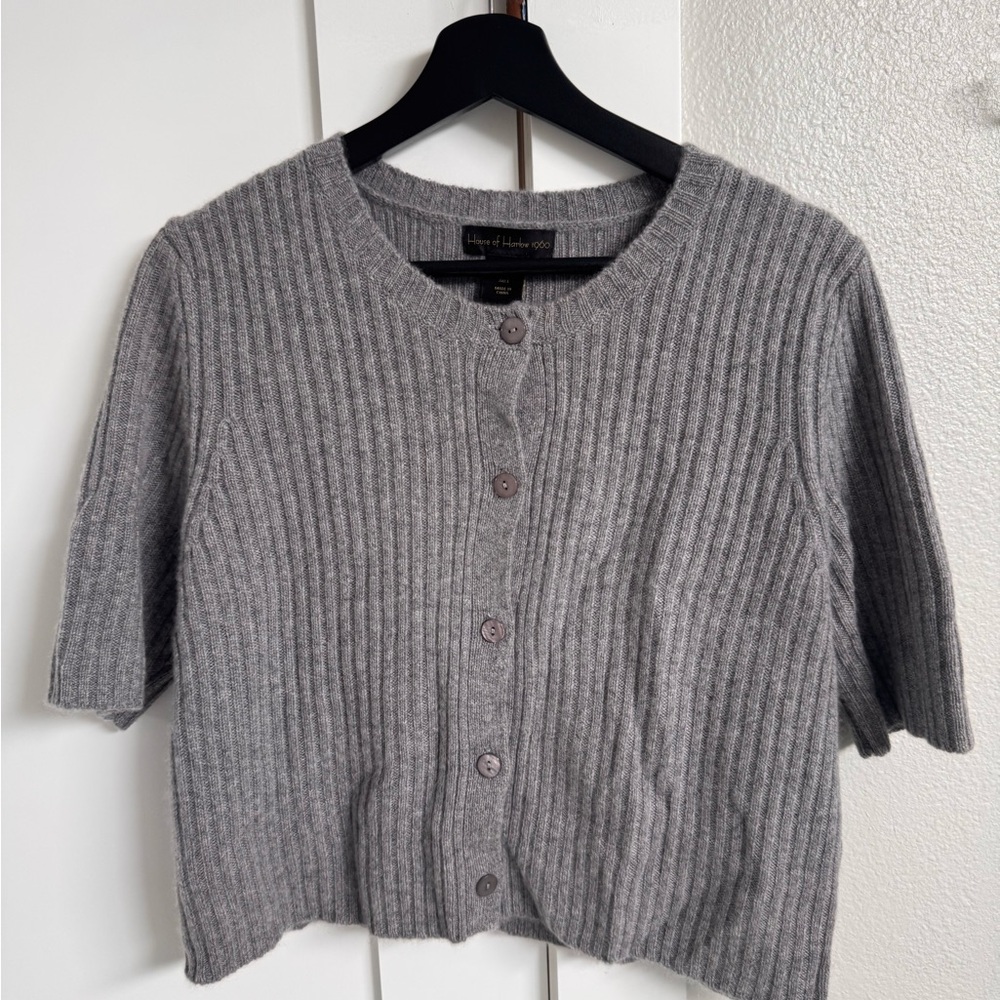 House of Harlow 1960 Gray Ribbed Short-Sleeve Button Cardigan